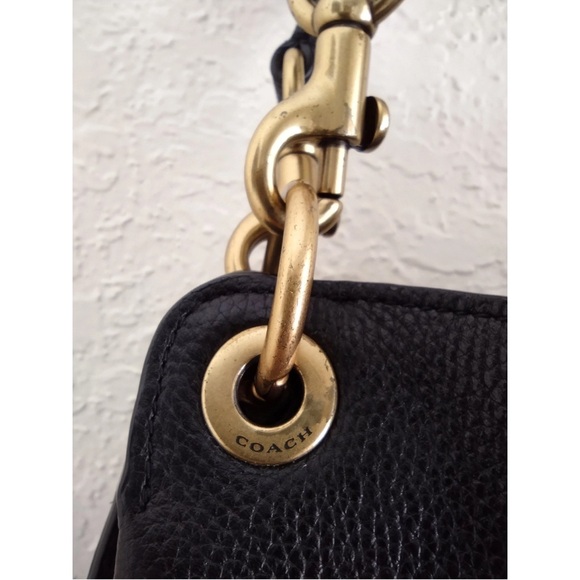 Coach Black Leather Shoulder Bag with Gold 'C' Front Accent - Picture 5 of 10